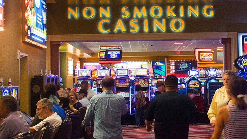 Zakaz-palenia-w-amerykańskich-kasynach-hazardowych