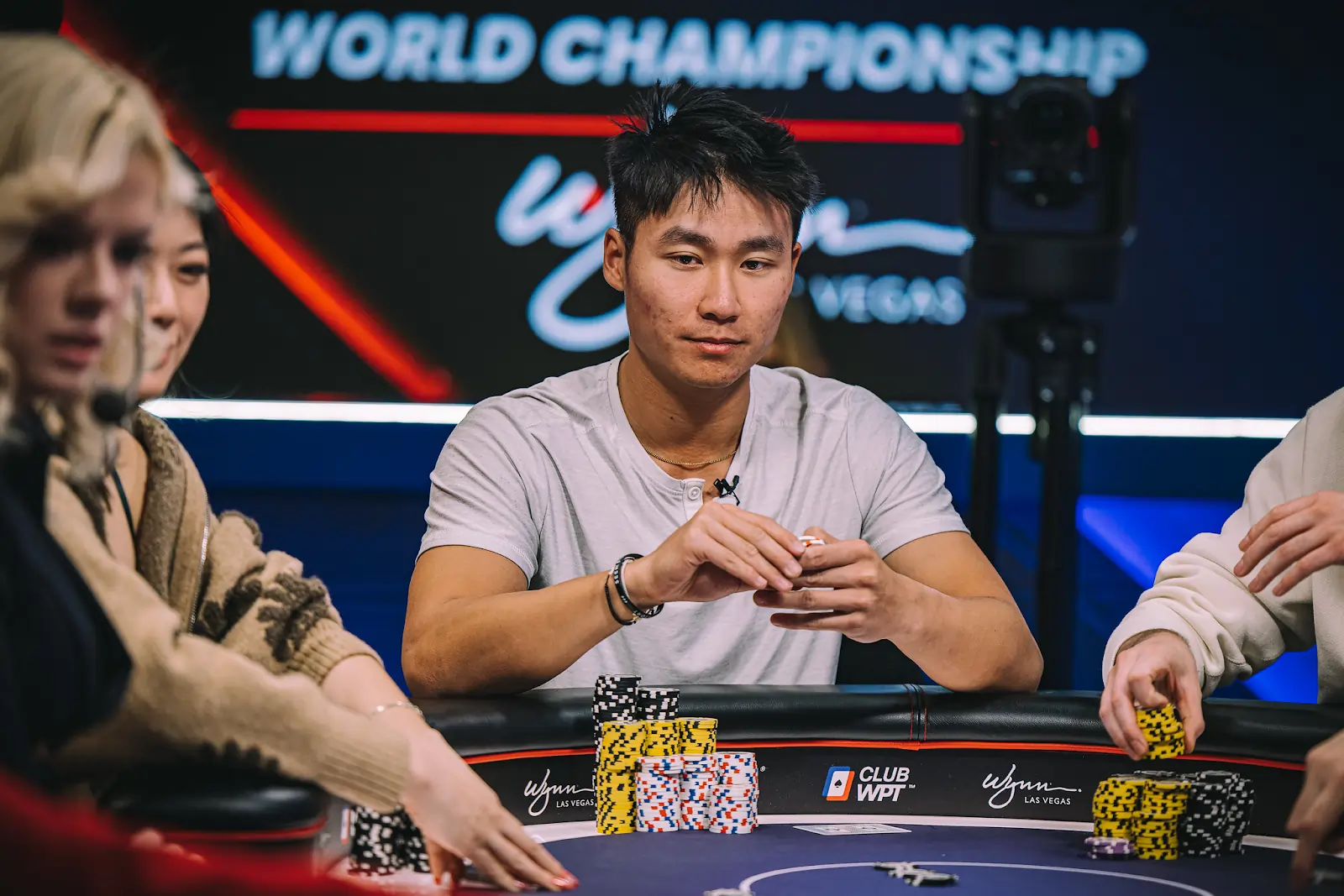 ethan-rampage-yau-gracz-w-pokera